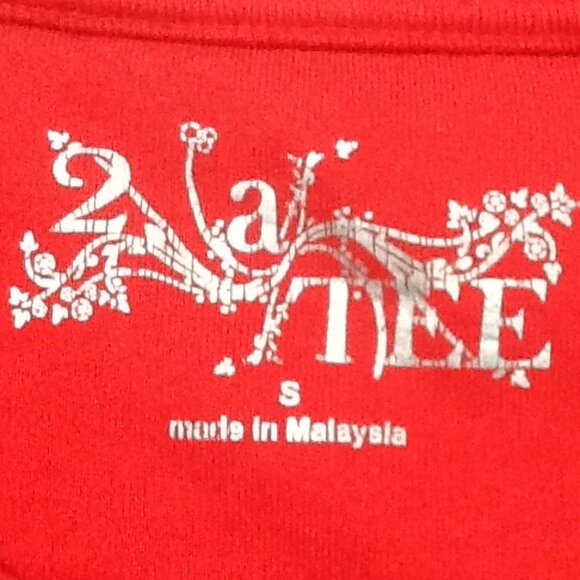 2 A Tee Red Sleeveless Tank top - Picture 3 of 5